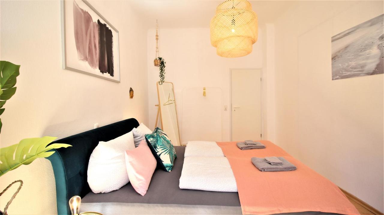 Homie Stay Schiestlstrasse - Moderne Altbauapartments, Nahe Stadtzentrum & Weinberge Вюрцбург Экстерьер фото