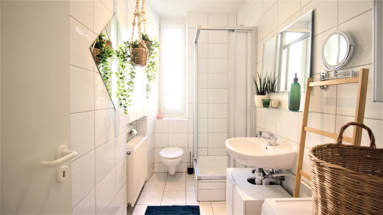 Homie Stay Schiestlstrasse - Moderne Altbauapartments, Nahe Stadtzentrum & Weinberge Вюрцбург Экстерьер фото
